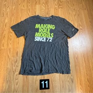 Men’s Nike Vintage Graphic T-shirt XL